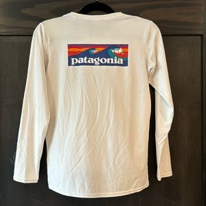Patagonia Women’s capilene cool daily long sleeve shirt white XS